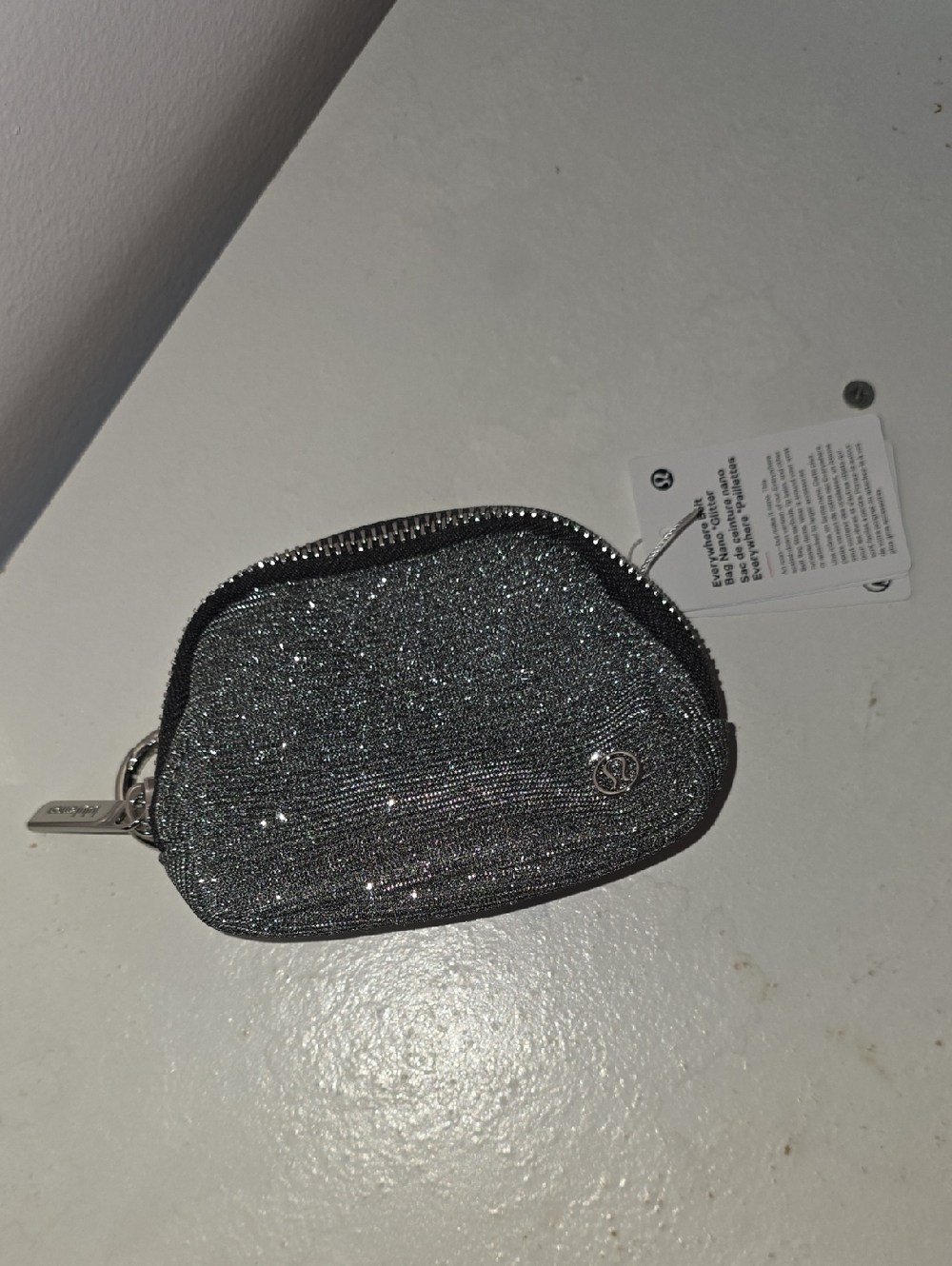 Lululemon EBB Nano Glitter w/ Adjustable Strap Silver NWT